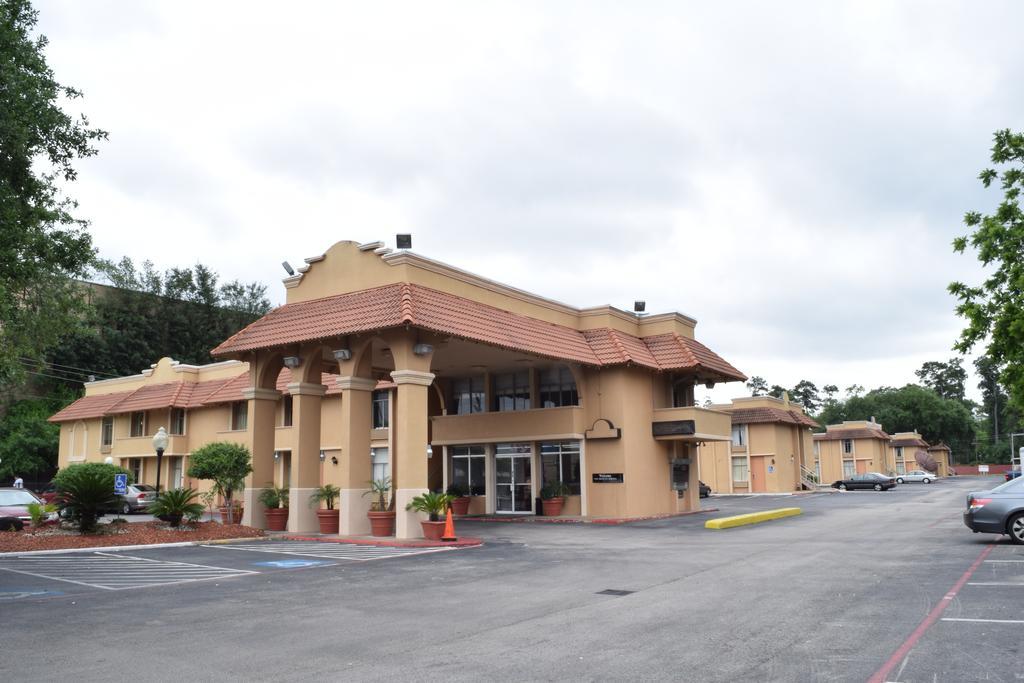 Memorial Inn And Suites ヒューストン エクステリア 写真
