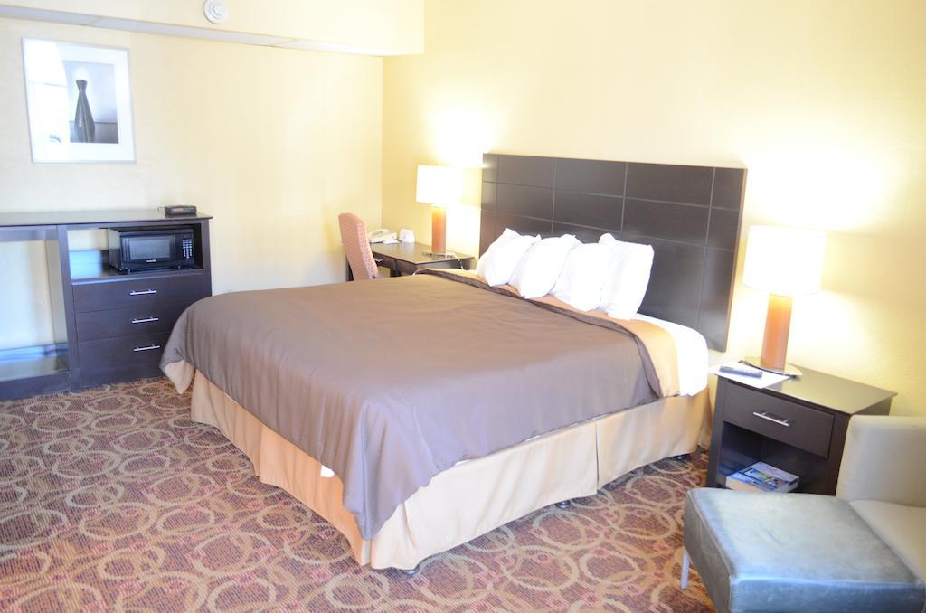 Memorial Inn And Suites ヒューストン エクステリア 写真