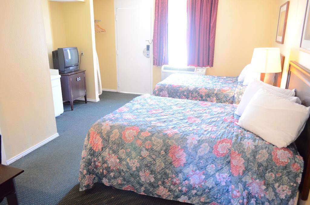 Memorial Inn And Suites ヒューストン エクステリア 写真