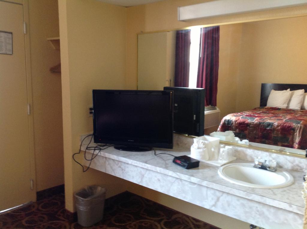 Memorial Inn And Suites ヒューストン エクステリア 写真