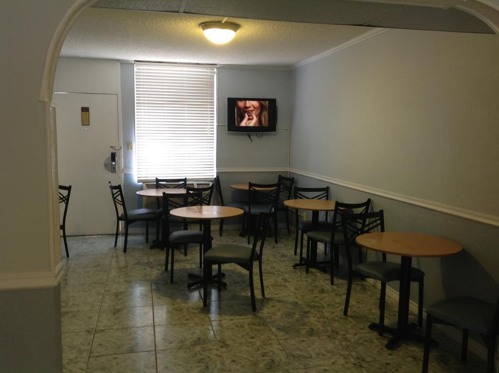 Memorial Inn And Suites ヒューストン エクステリア 写真